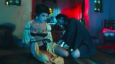 Pic: Yumna Marwan in Little Birds (2020)