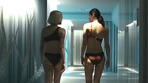 Pic: Alexandra Daddario in The Girlfriend Experience (2016)