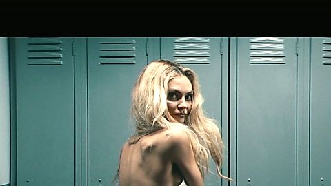 Pic: Gia Skova in The Serpent (2021)
