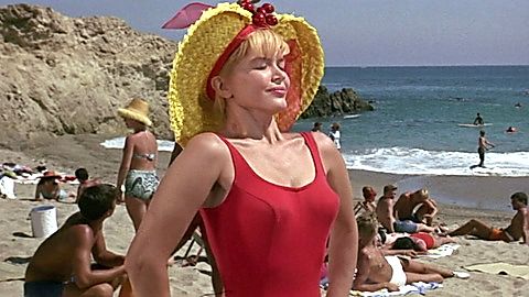 Pic: Ellen Burstyn in For Those Who Think Young (1964)