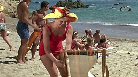 Pic: Ellen Burstyn in For Those Who Think Young (1964)