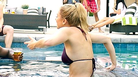 Pic: Iliza Shlesinger in Good on Paper (2021)