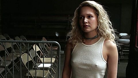 Pic: Kelli Berglund in Heels (2021)