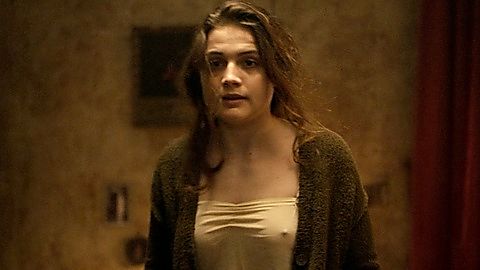 Pic: Mala Emde in The Defeated (2020)