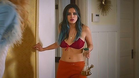 Pic: Bella Thorne in Habit (2021)