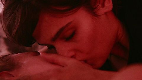 Pic: Alma Jodorowsky in Threesome (2021)