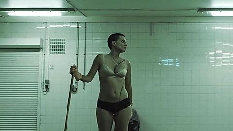 Pic: Veerle Baetens in Cheyenne & Lola (2020)