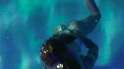 Pic: Bella Thorne in Time Is Up (2021)
