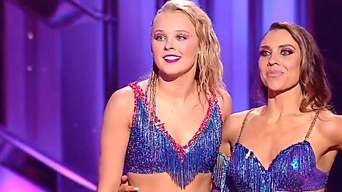 Pic: JoJo Siwa in Dancing with the Stars (2005)
