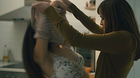 Pic: Claudia Galán in Sounds Like Love (2021)