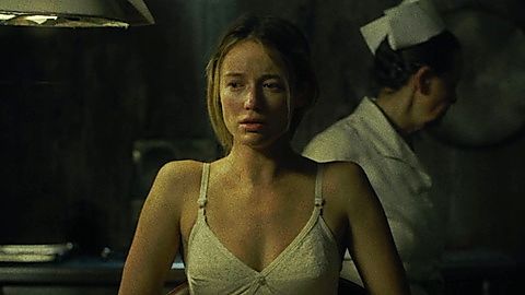 Pic: Sarah Dumont in BAB (2020)