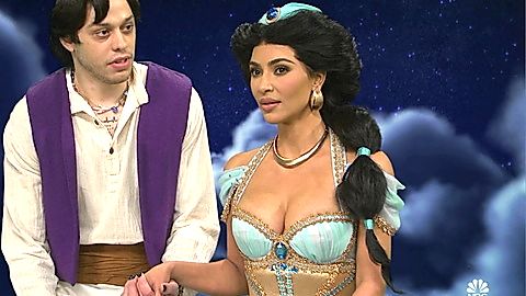 Pic: Kim Kardashian in Saturday Night Live (1975)