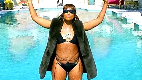 Pic: Eve  in Queens (2021)