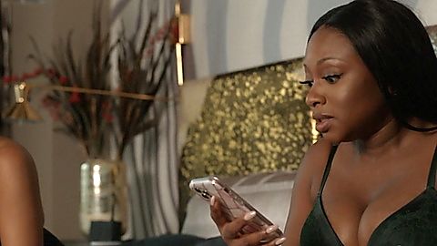 Pic: Naturi Naughton in Queens (2021)