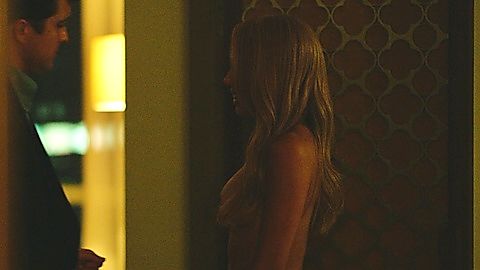 Pic: Jade Ewen in Luis Miguel: The Series (2018)