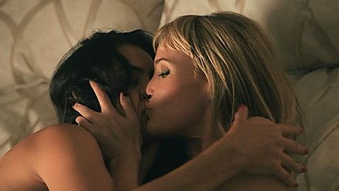 Pic: Leslie Bibb in Love Life (2020)
