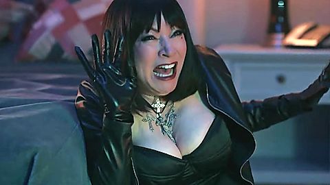 Pic: Jennifer Tilly in Chucky (2021)