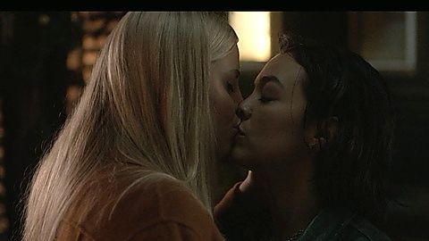 Pic: Reneé Rapp in The Sex Lives of College Girls (2021)
