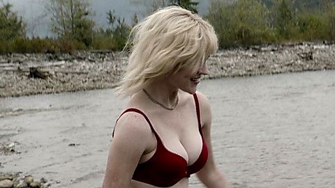 Pic: Sophie Thatcher in Yellowjackets (2021)