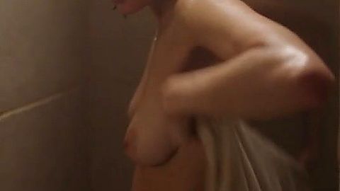 Pic: Camille Lou in J'ai menti (2021)
