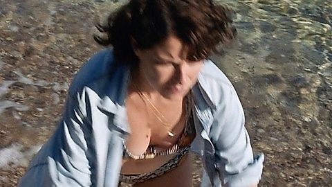 Pic: Jessie Buckley in The Lost Daughter (2021)