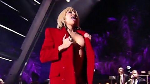 Pic: Miley Cyrus in Miley's New Year's Eve Party (2021)