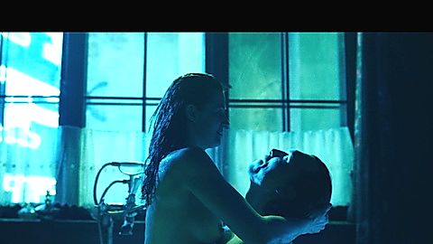 Pic: Agnieszka Grochowska in How I Fell in Love with a Gangster (2022)