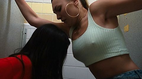 Pic: Maddie Ziegler in The Fallout (2022)