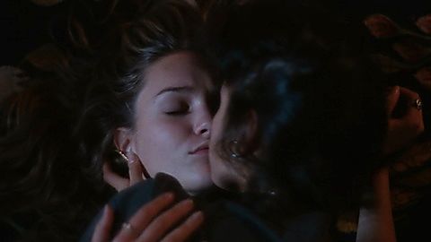 Pic: Maddie Ziegler in The Fallout (2022)