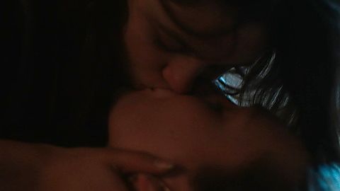 Pic: Maddie Ziegler in The Fallout (2022)