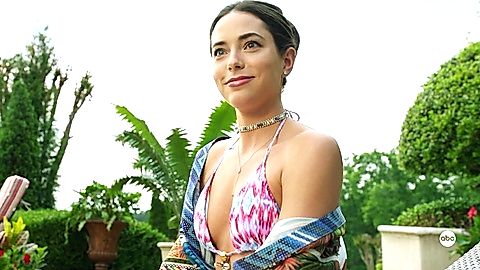 Pic: Mariel Molino in Promised Land (2022)