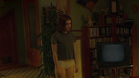 Pic: Carla Campra in Feria: The Darkest Light (2022)