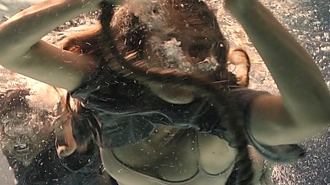Pic: Alicia Silverstone in The Requin (2022)