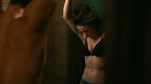 Pic: Elizabeth Henstridge in Suspicion (2022)