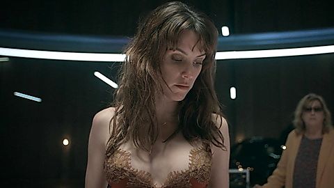 Pic: Maggie Civantos in Express (2022)