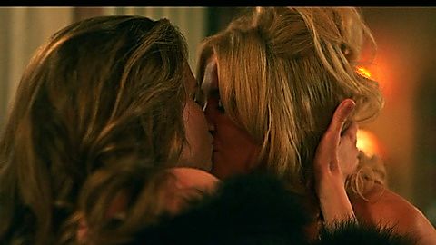 Pic: Jessica Lowe in Minx (2022)