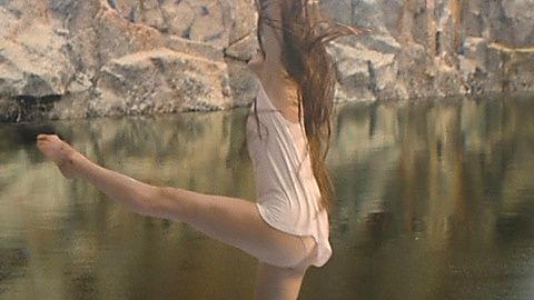 Pic: Paula Losada in Dancing on Glass (2022)