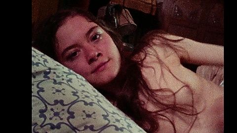 Pic: Hannah Schiller in Fabian: Going to the Dogs (2021)
