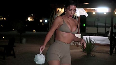 Pic: Kim Kardashian in The Kardashians (2022)