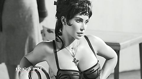 Pic: Kim Kardashian in The Kardashians (2022)
