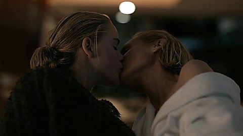 Pic: Kiernan Shipka in Swimming with Sharks (2022)