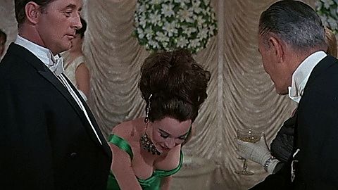 Pic: Shirley MacLaine in What a Way to Go! (1964)