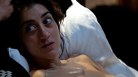 Pic: Gizem Erdogan in Love & Anarchy (2020)