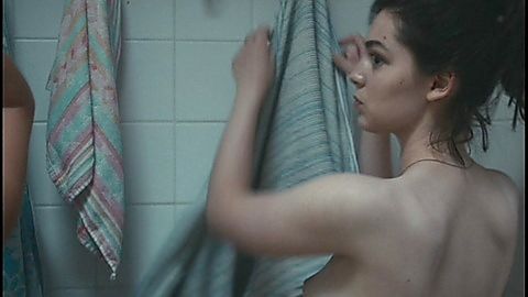 Pic: Anamaria Vartolomei in Happening (2021)