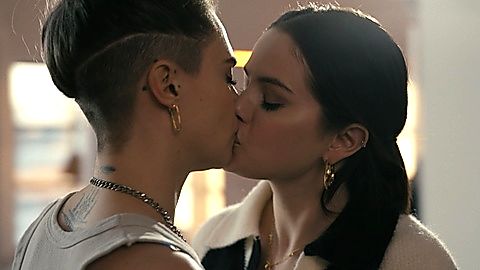 Pic: Cara Delevingne in Only Murders in the Building (2021)