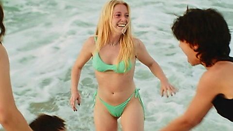 Pic: Malva Vela in How to Screw It All Up (Cómo mandarlo todo a la mierda) (2022)
