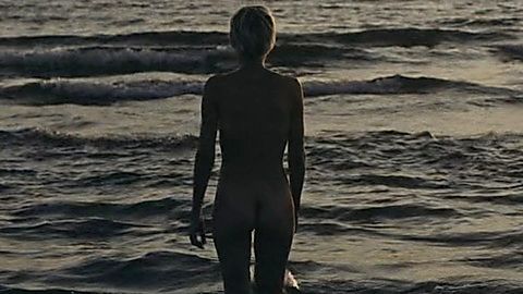 Pic: Bebe Sesitashvili in Wet Sand (2021)