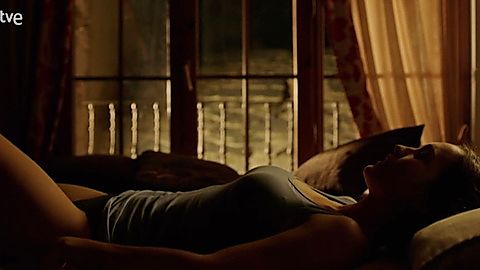 Pic: Megan Montaner in The Hunt (2019)