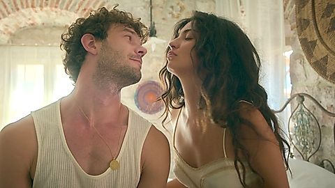 Pic: Tuba Büyüküstün in Another Self (2022)