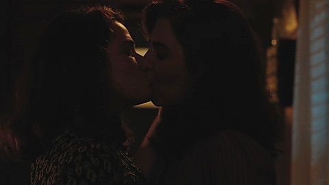 Pic: D'Arcy Carden in A League of Their Own (2022)